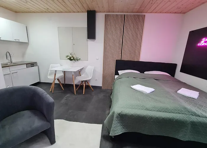 Theox No 11 Studio Apartment Fuer 2 Personen