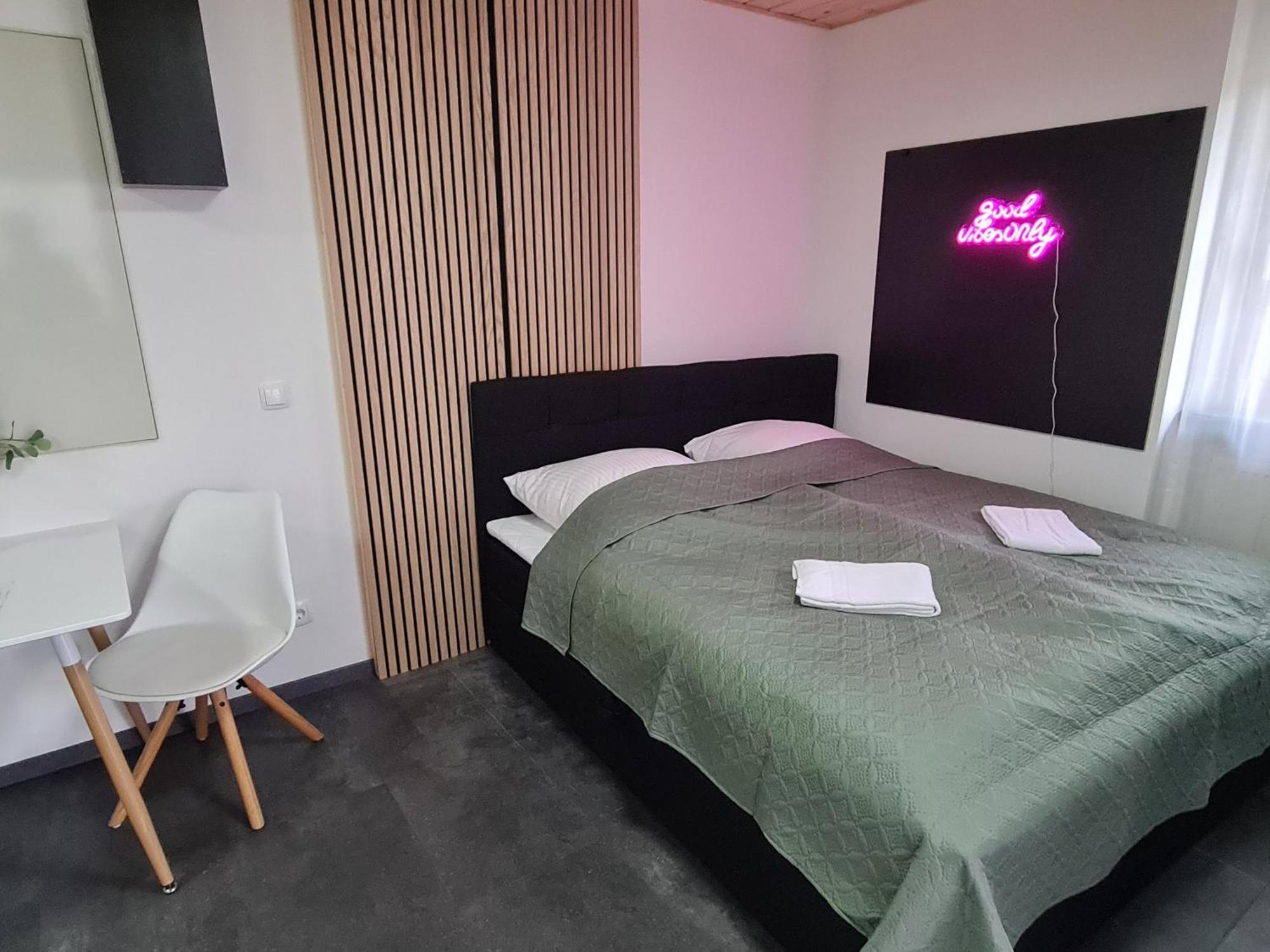 Theox No 11 Fuer 2 Personen * Heppenheim (Bergstrasse)